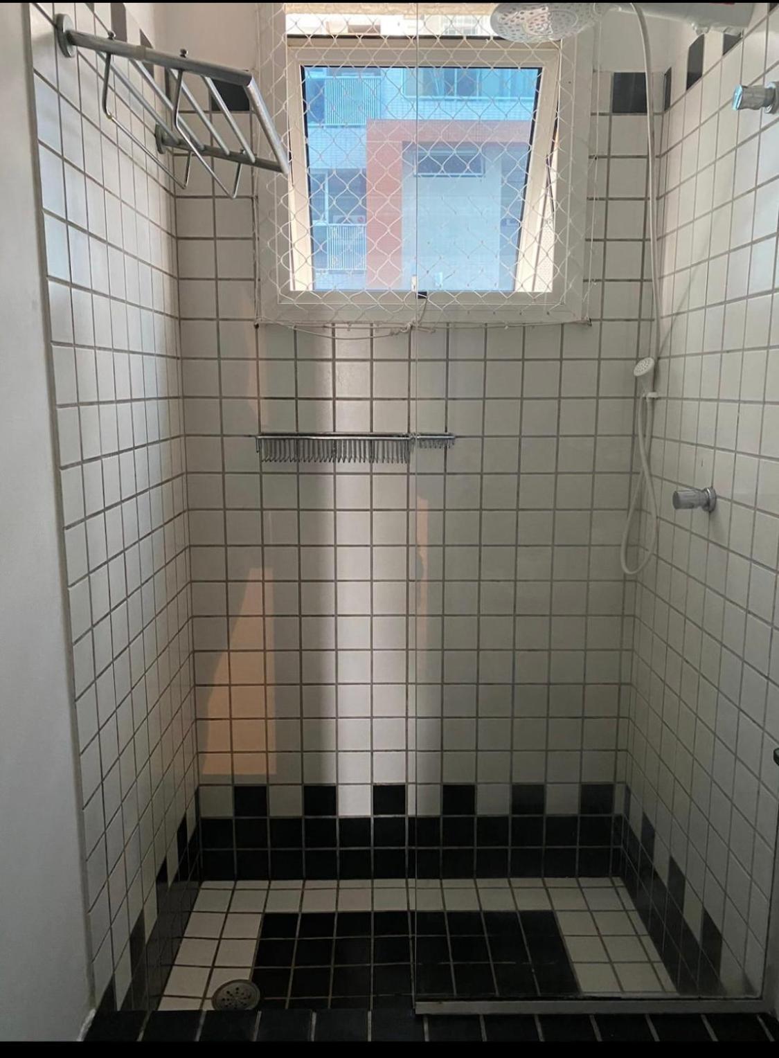 Flat Em Santos No Gonzaga A Tres Quadras Da Praia Экстерьер фото